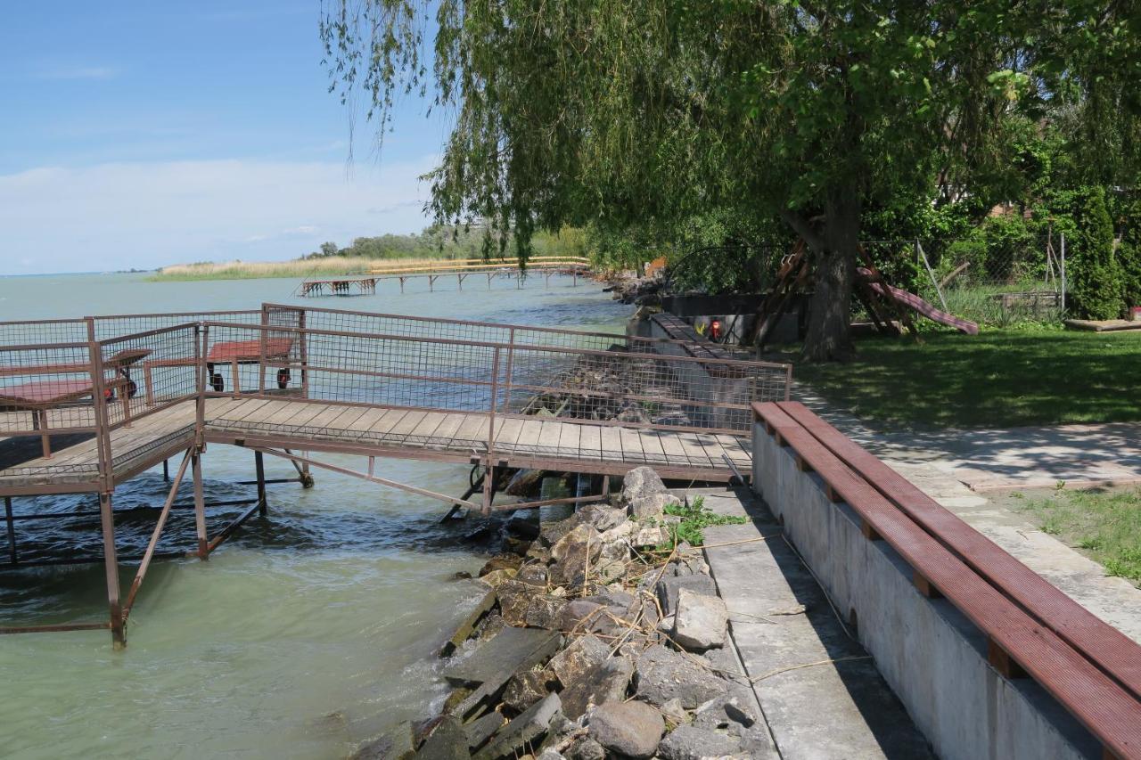 Granit Villa Balatonszarszo Εξωτερικό φωτογραφία