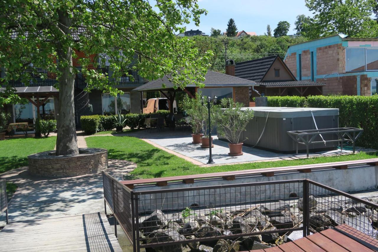 Granit Villa Balatonszarszo Εξωτερικό φωτογραφία