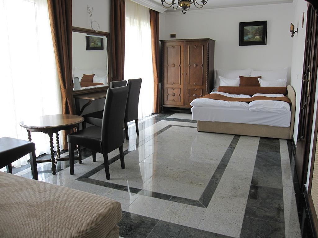 Granit Villa Balatonszarszo Δωμάτιο φωτογραφία